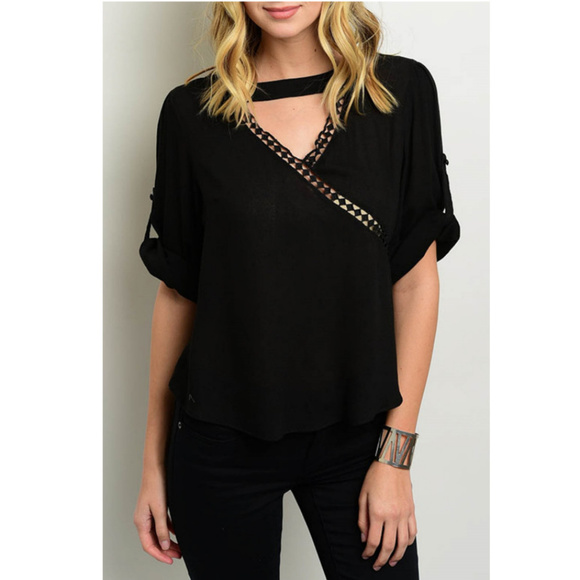 🆕 Black Cutout Top - ONLY 1 Left - Picture 1 of 2